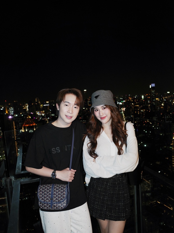 เบส รักษ์วนีย์ ขอบคุณหนุ่มคนนี้ ซื้อ iPhone 17 ให้