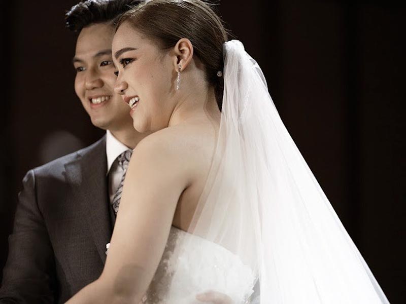 หมอพลอย หมออั๋น แต่งงาน