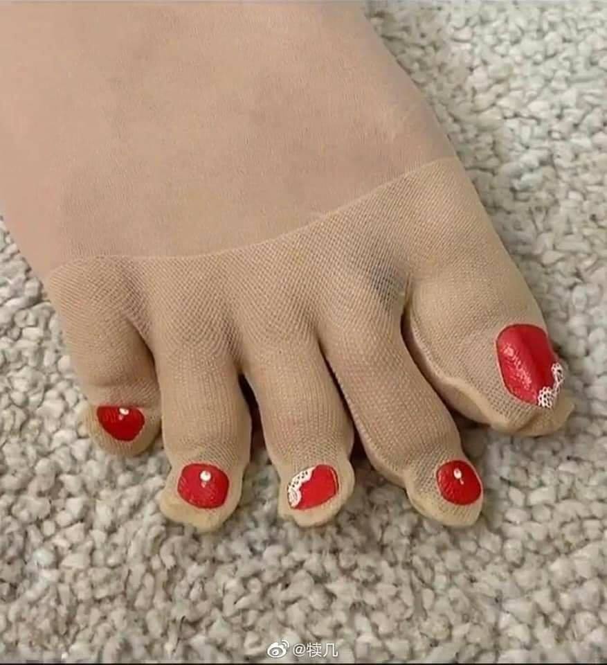 ถุงน่อง