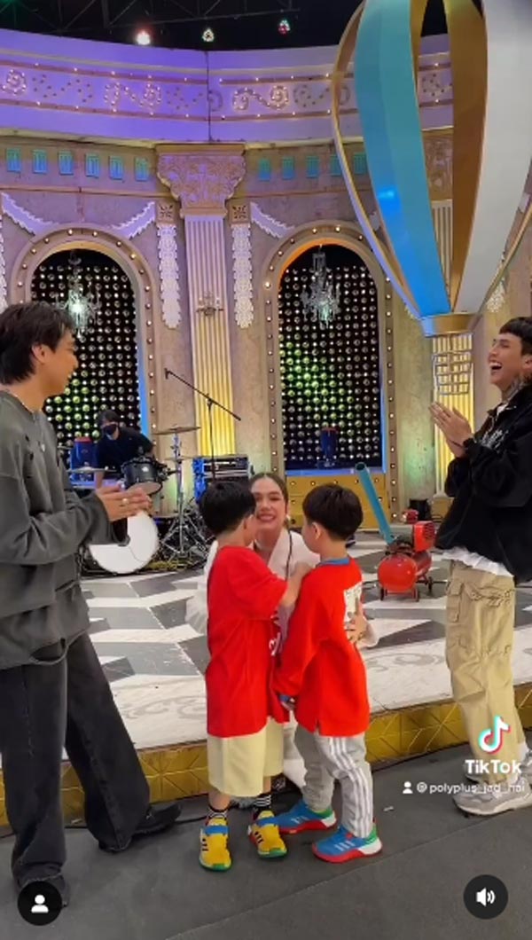 น้องสายฟ้า น้องพายุ Paper Planes