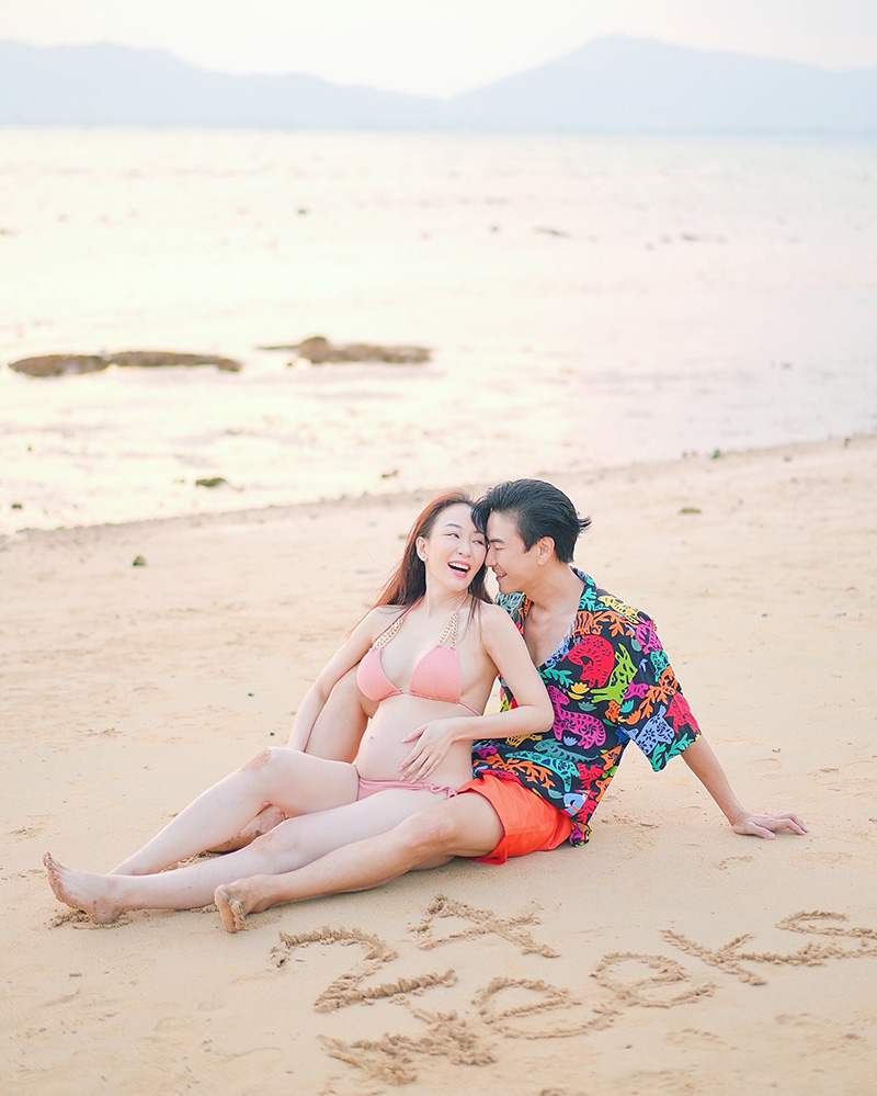 ตู่ ปิยวดี อุ้มท้องโตนุ่งบิกินี่อวดหุ่นแซ่บ