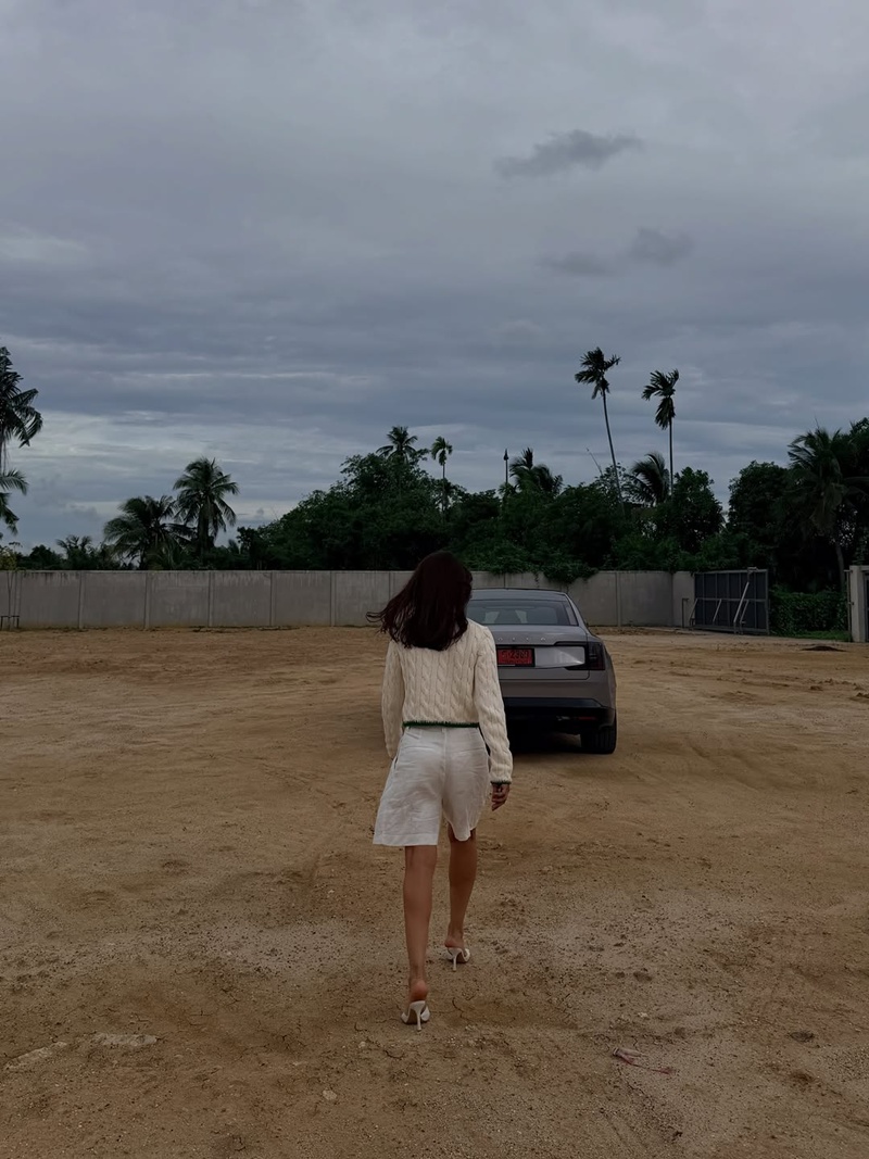 แอน ทองประสม