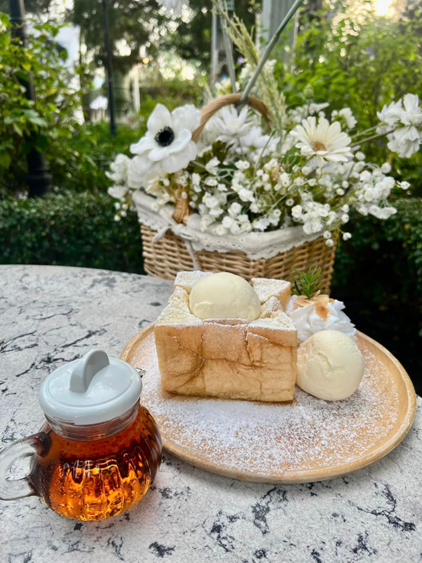 Misstarbydavika คาเฟ่กรุงเทพ