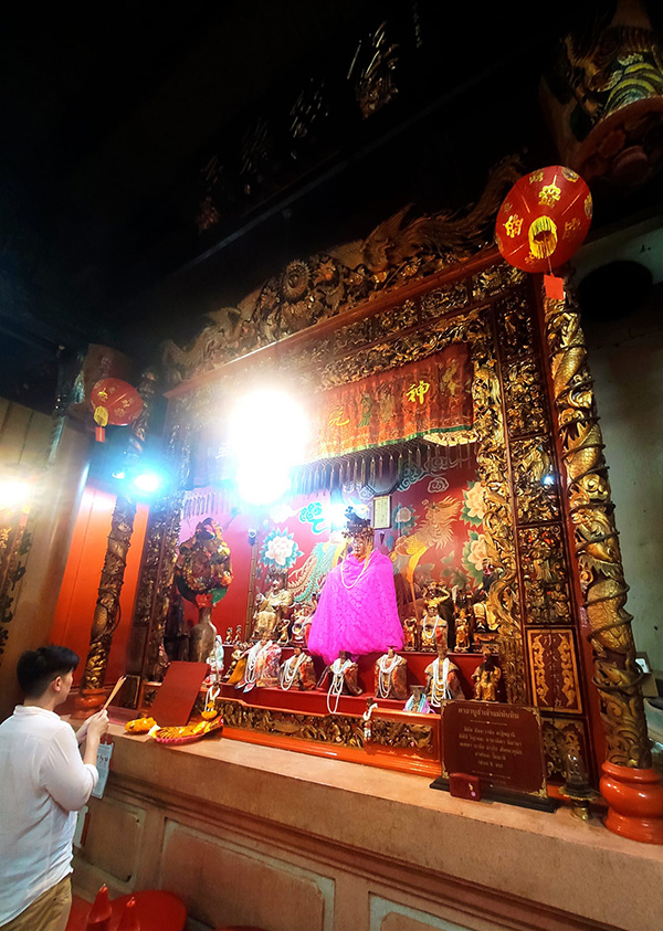 เจ้าแม่ทับทิมสะพานเหลือง ขั้นตอนการไหว้