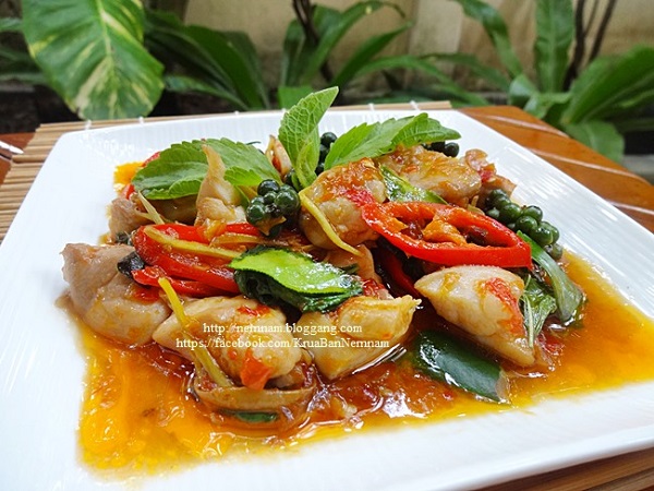 ไก่ผัดฉ่า