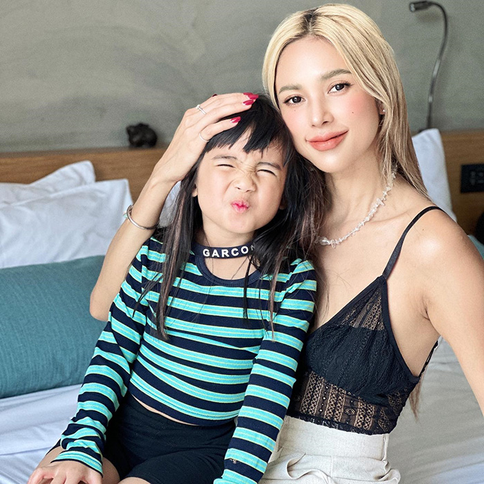 อุ้ม ลักขณา