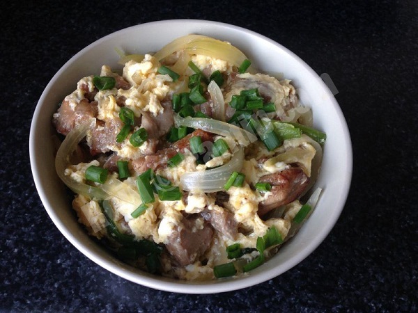 โอยะโกะด้ง ข้าวหน้าไก่