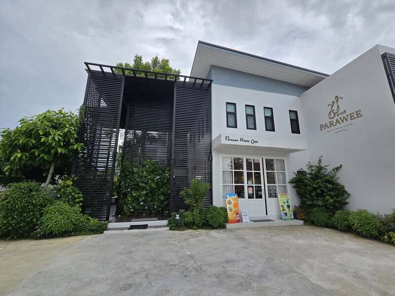 โรงแรมปารวี บูทีค เชียงราย