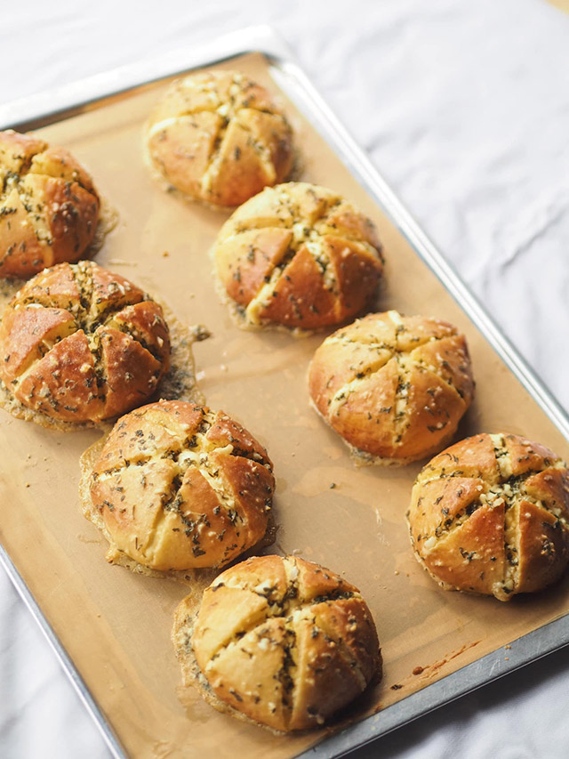 ร้านขนมปังกระทียมครีมชีส