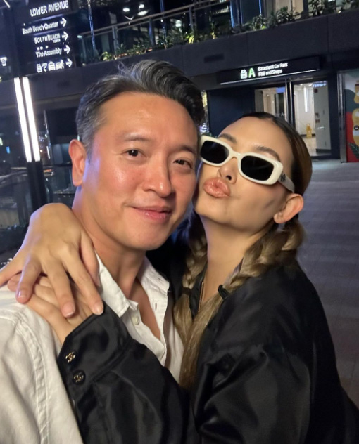 ชาย ชาตโยดม ประวัติ