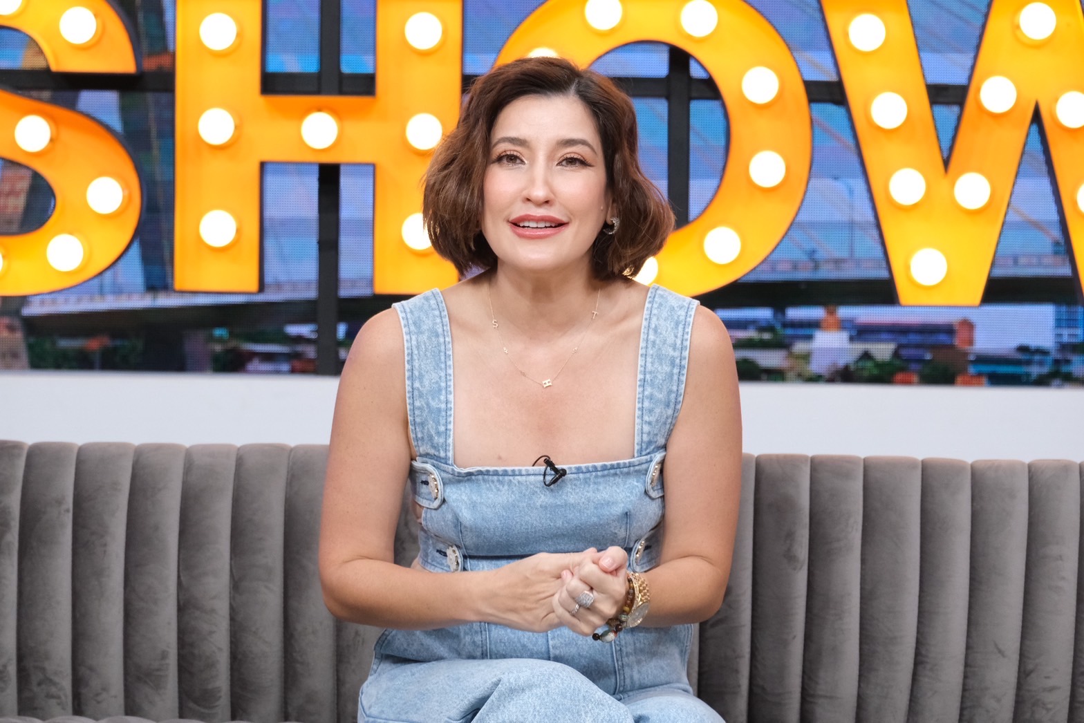 แองจี้ เฮสติ้ง 