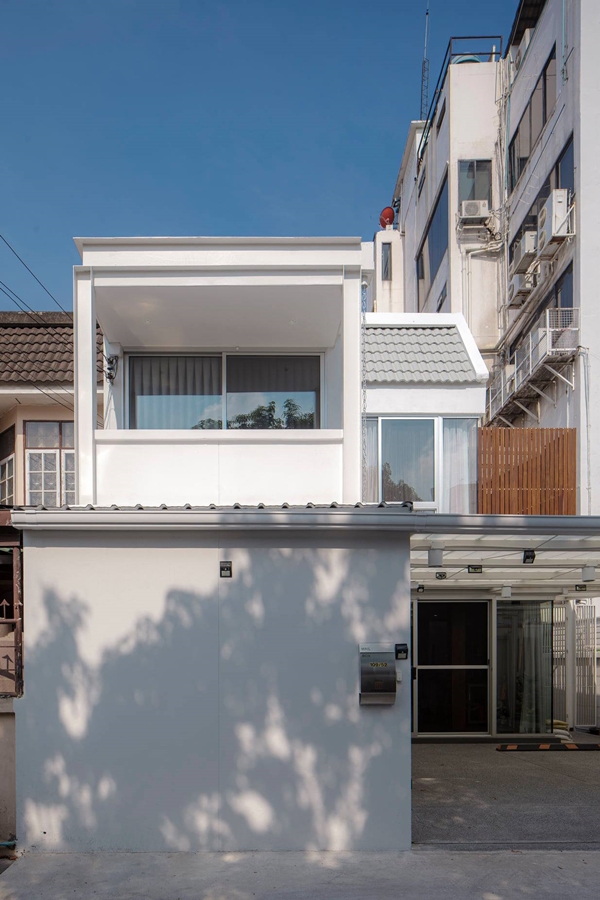 รีโนเวททาวน์เฮ้าส์ 2 ชั้น