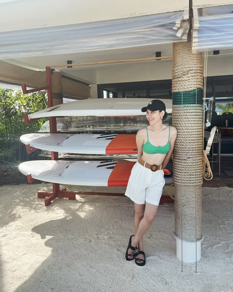 แต่งตัวไปทะเล ส่อง 12 ไอเดียแฟชั่นชุดไปทะเลของคนดัง ทั้งเก๋ ทั้งแซ่บ