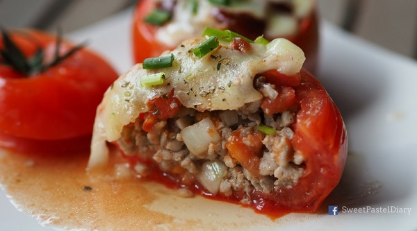 มะเขือเทศอบชีสทรงเครื่อง