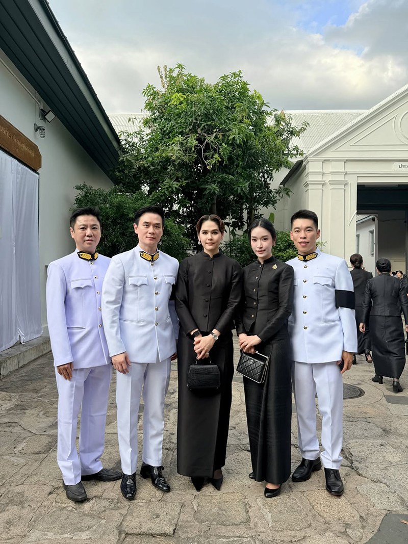 พร้อมน้อมรำลึกในพระมหากรุณาธิคุณของ เจ้าฟ้าพัชรกิติยาภาฯ