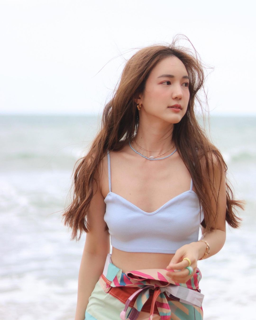 บัว นลินทิพย์