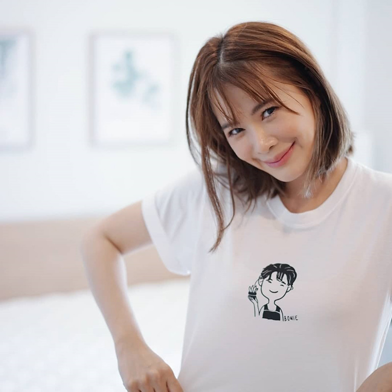 โบวี่ อัฐมา