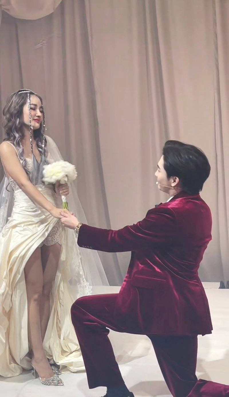 โตชิ ขอ กระแต อาร์สยาม แต่งงาน