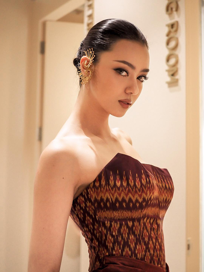 ชุดประจำชาติมิสยูนิเวิร์ส