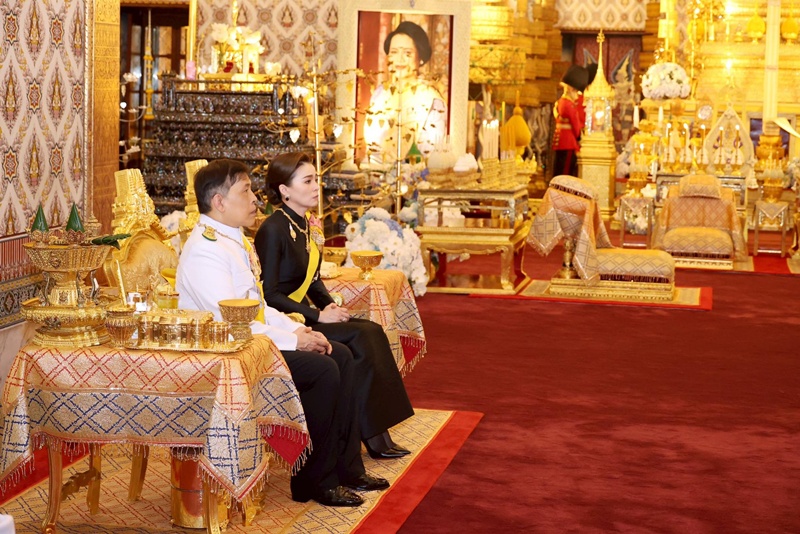 พระบรมวงศานุวงศ์ ทรงบำเพ็ญพระราชกุศลสวดพระอภิธรรมพระบรมศพ