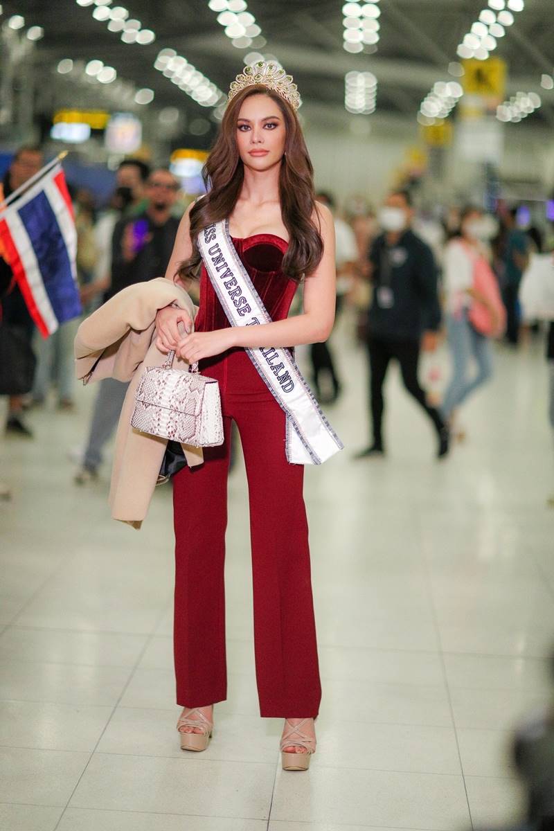 แอนนา เสืองามเอี่ยม