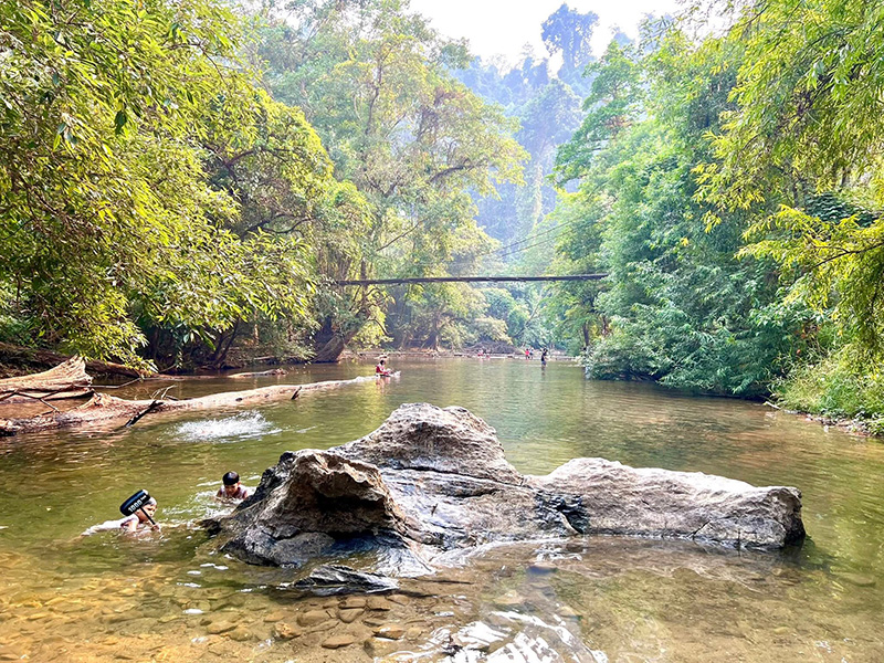 บ้านเสน่ห์พ่อง สังขละบุรี