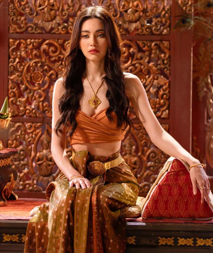 ใหม่ ดาวิกา