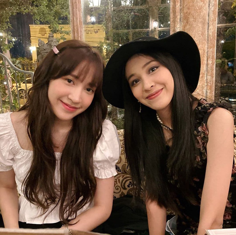 ลูกนักร้องไทย