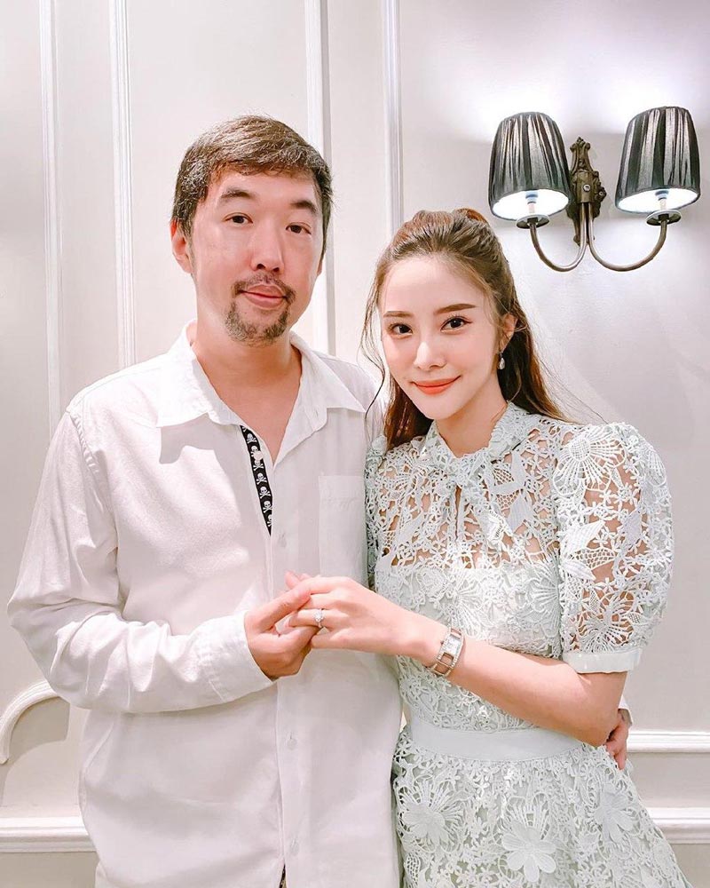 แจม ชรัฐฐา