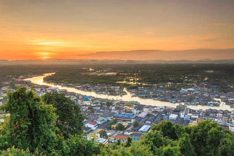 สถานที่ท่องเที่ยวชุมพร