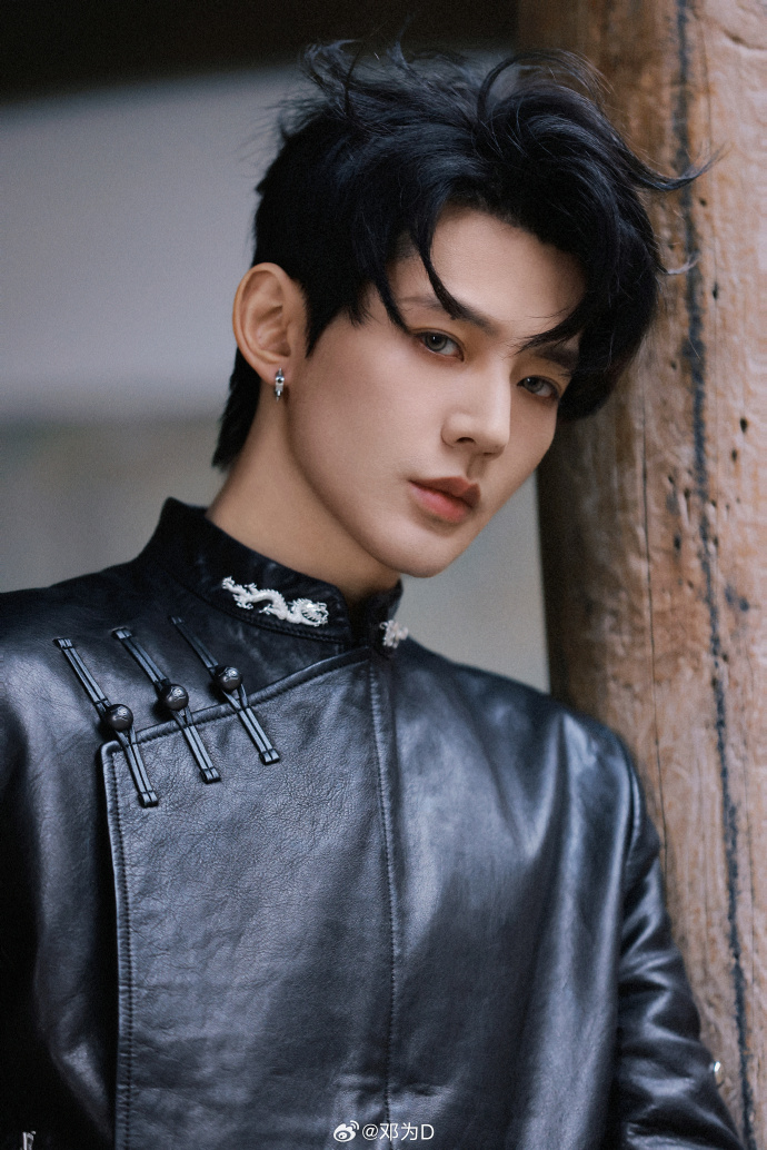เติ้งเหวย Deng Wei