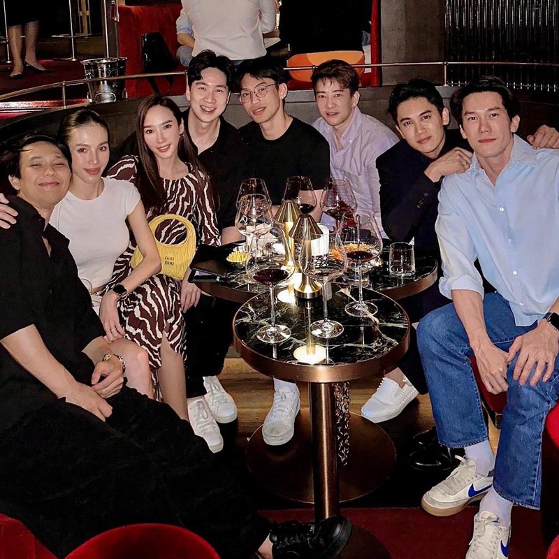 อั้ม ไฮโซนิน