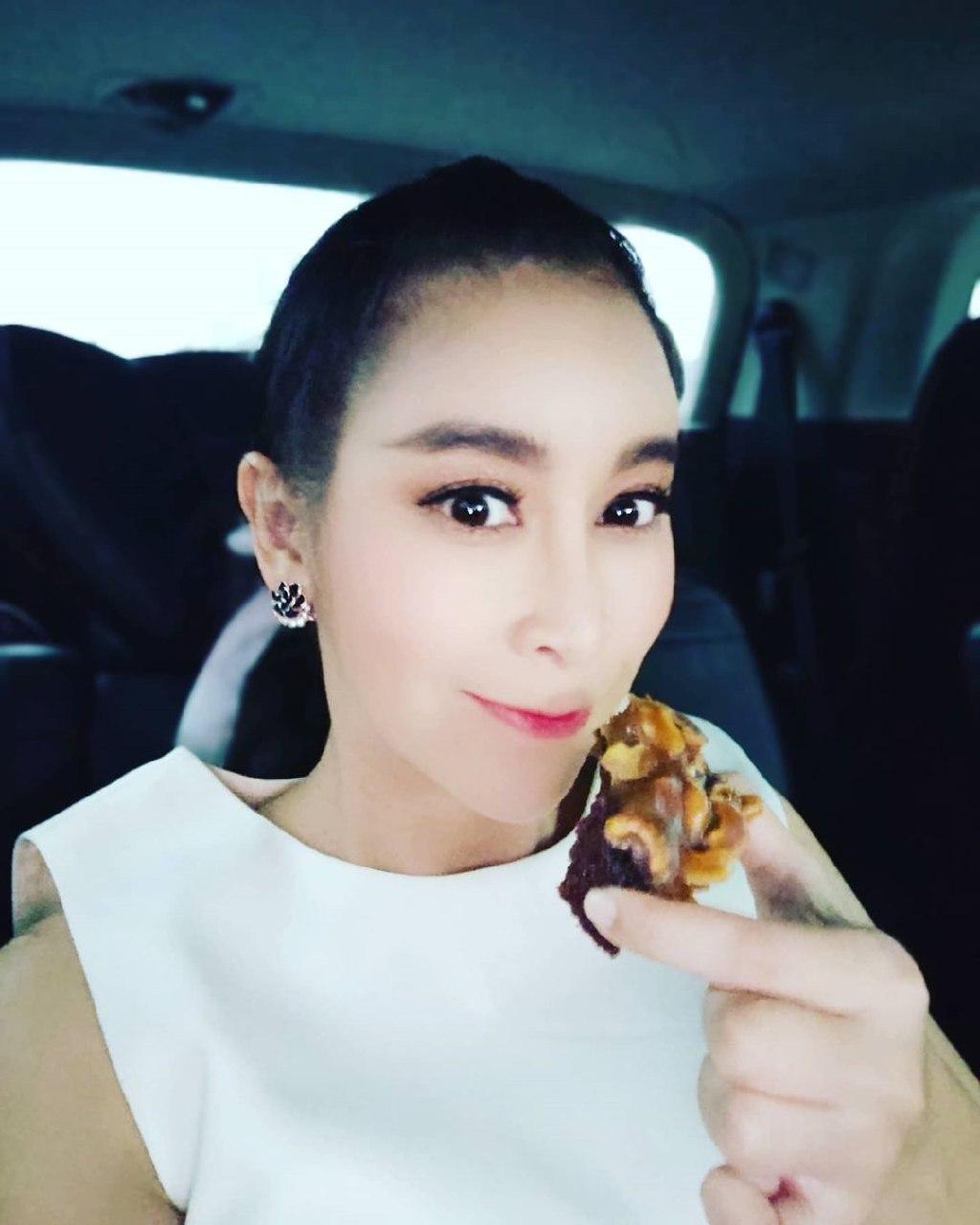 ใหม่ สุคนธวา 