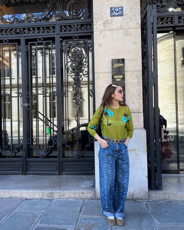 ชมพู่ อารยา