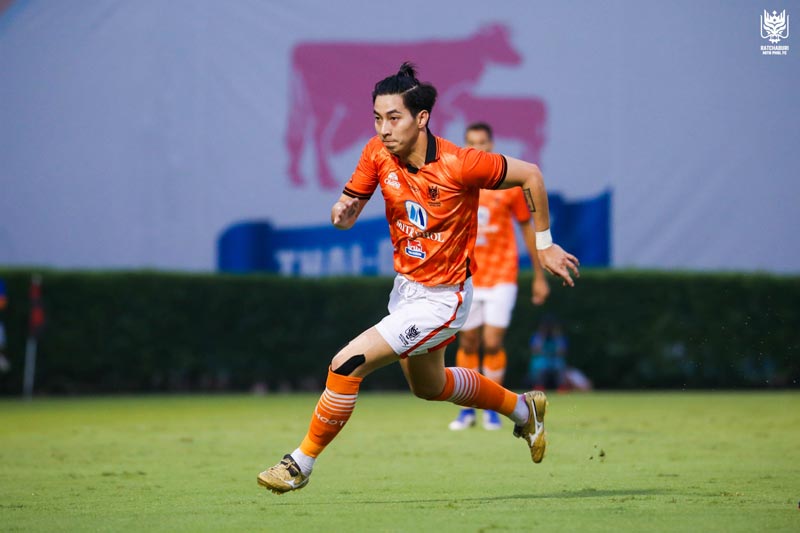 โตโน่ ภาคิน