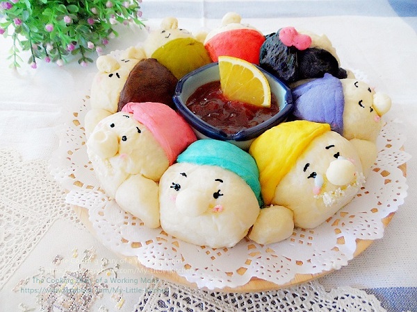 ขนมปังการ์ตูนสโนไวท์