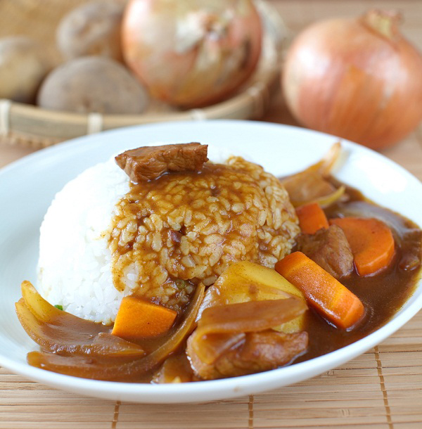 ข้าวหน้าแกงกะหรี่ ไมโครเวฟ