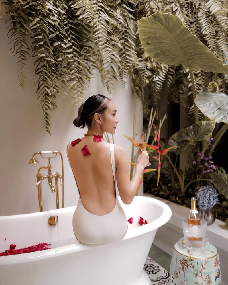 นาว ทิสานาฎ