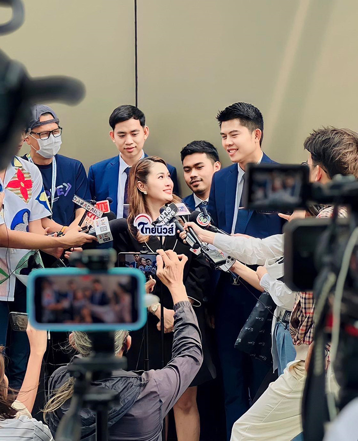 จูน เพ็ญชุลี