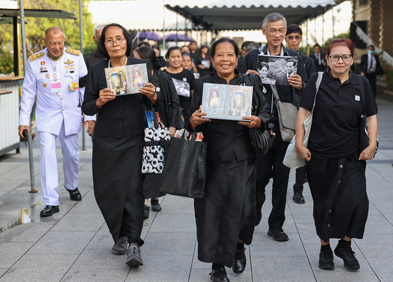 ถวายสักการะพระพันปีหลวง