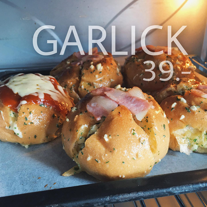 ร้านขนมปังกระทียมครีมชีส