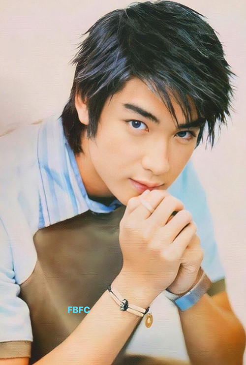 บิ๊ก D2B ประวัติ