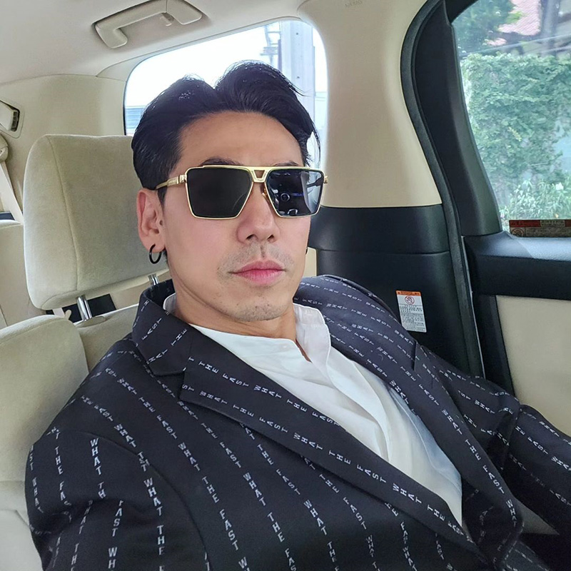 ดีเจเพชรจ้า 