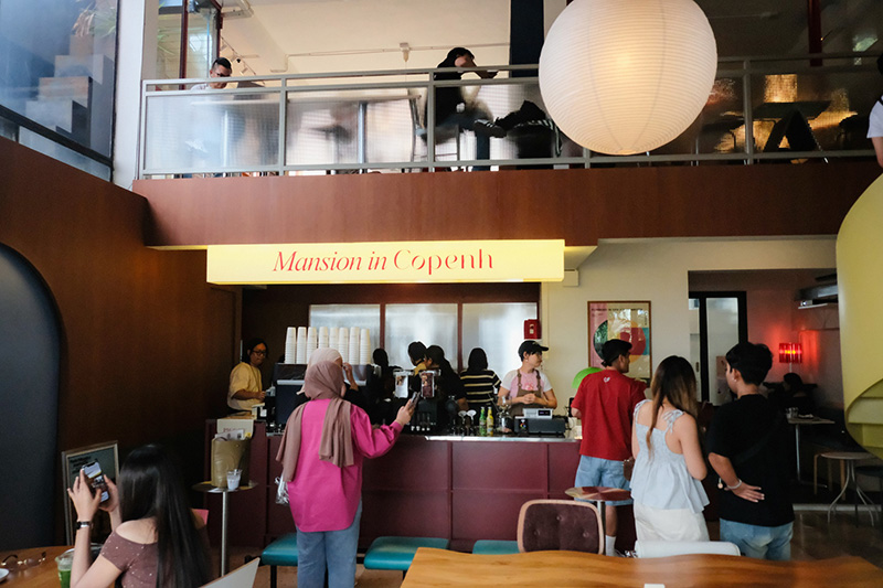 คาเฟ่ลาดพร้าว71