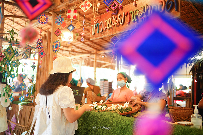 ตลาดโอ๊ะป่อย สวนผึ้ง