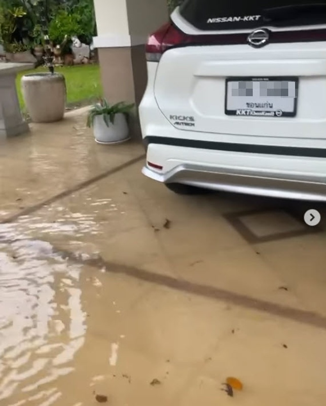  น้ำท่วมบ้านณเดชน์ คูกิมิยะ ที่ขอนแก่น แฟนคลับแห่ส่งกำลังใจแน่นโซเชียล