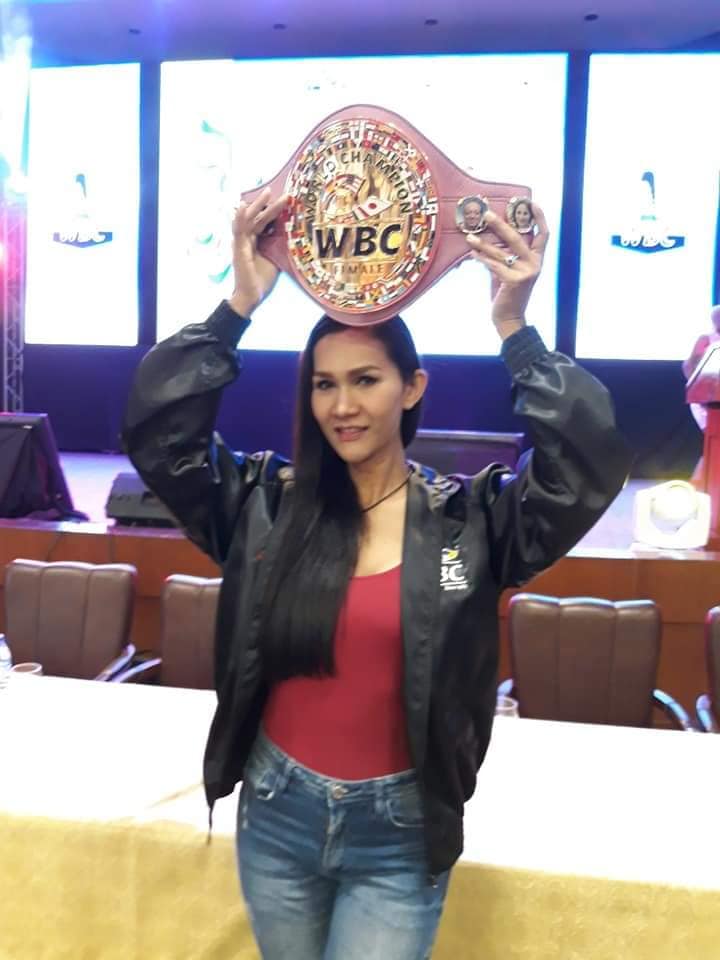 ตุ้ม ปริญญา 