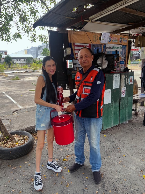 ปิ่น เก็จมณี