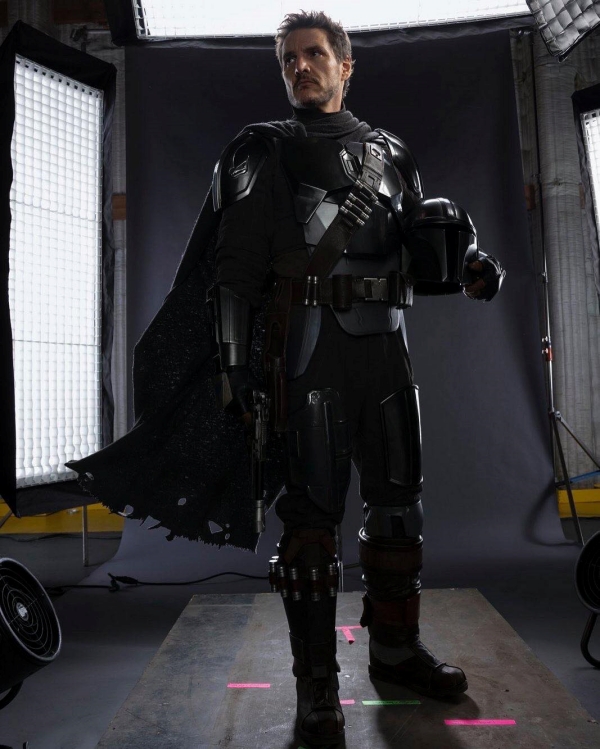 ภาพ เปโดร ปาสคาล ในบท ดิน จาริน จากซีรีส์ The Mandalorian