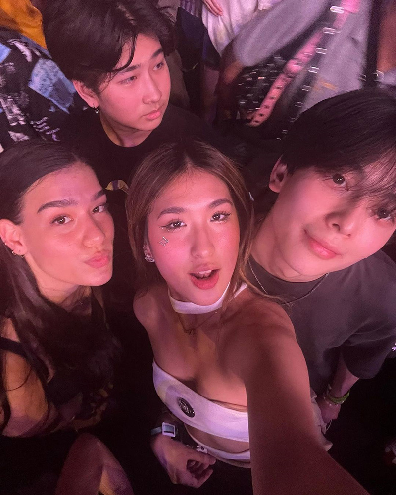 น้องอชิ - น้องมิย่า เที่ยวปาร์ตี้สงกรานต์ พ่อฟลุค 